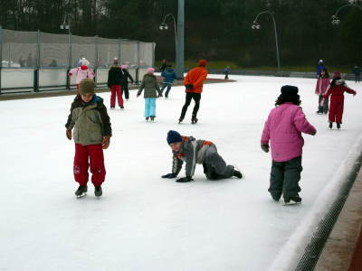 Auf die Kufen – fertig – los!