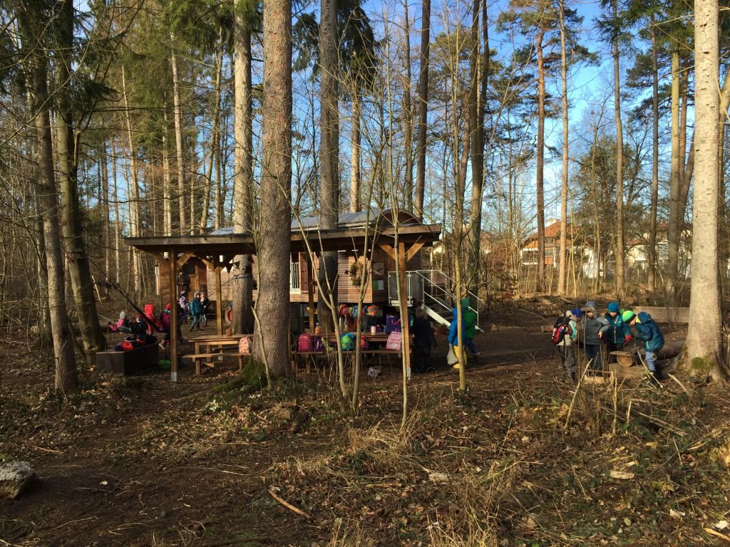 Besuch im Waldkindergarten