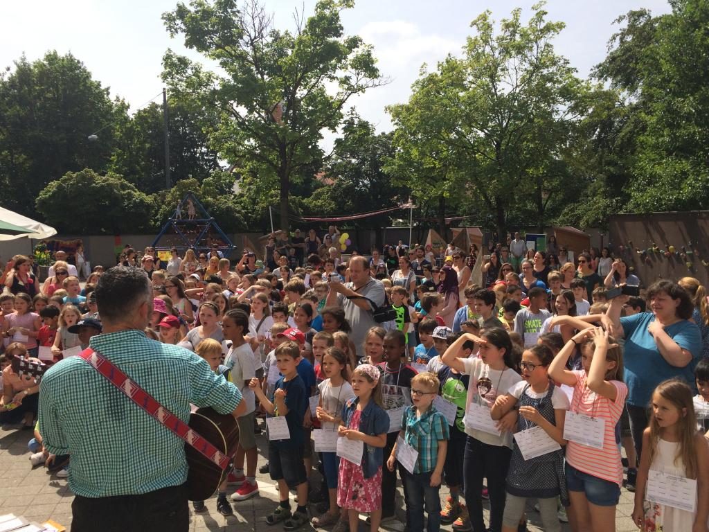 Traditionelles Sommerfest