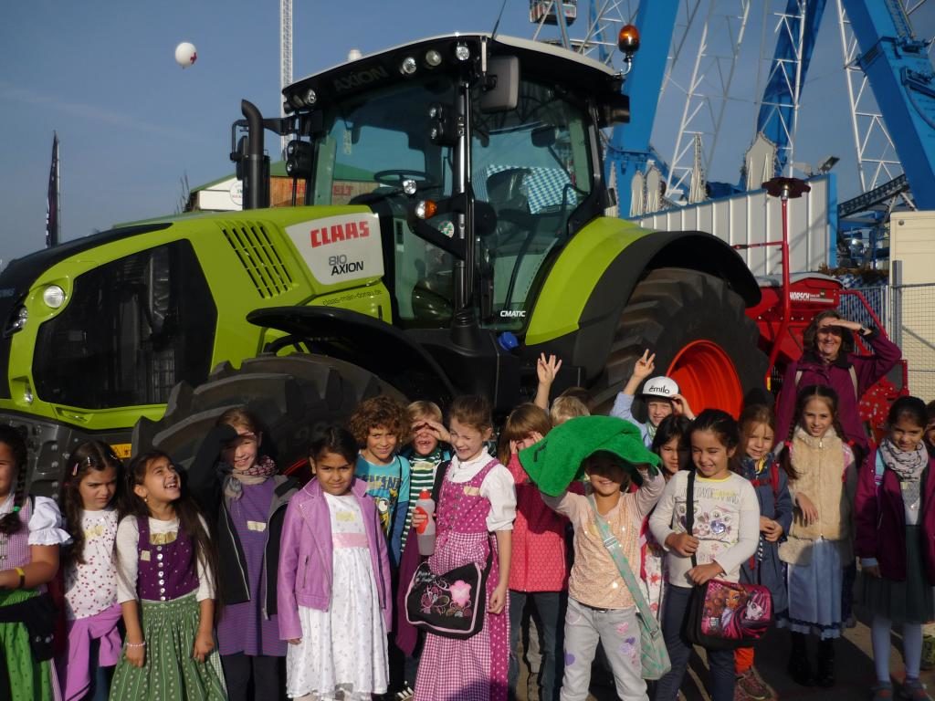 Die Klasse 2a auf dem Zentralen Landwirtschaftsfest