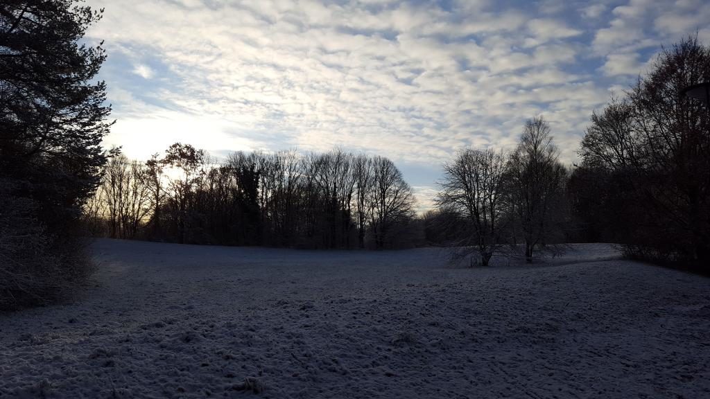Die Partnerklassen 1bi und 3bi eröffnen Eislaufsaison