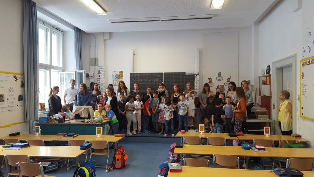 Für fast jedes Kind einen Lehrer – LMU-Studenten in der 1bi