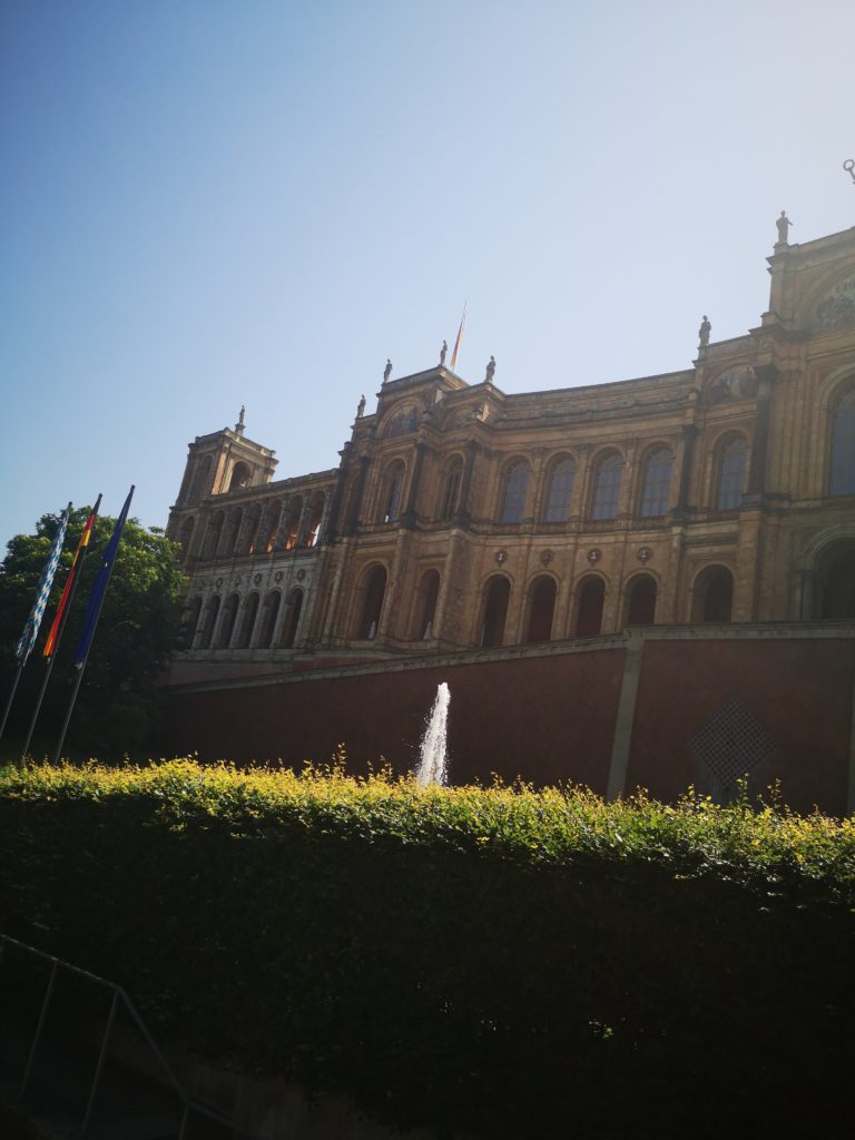 Unterrichtsgang der Klasse 4ci ins Maximilianeum